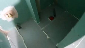Перегородки в душевой, полки из гипсокартона над нишей стиральной машины