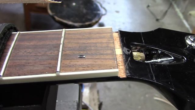 Gibson ES 335' / Gibson Songwriter смотреть онлайн