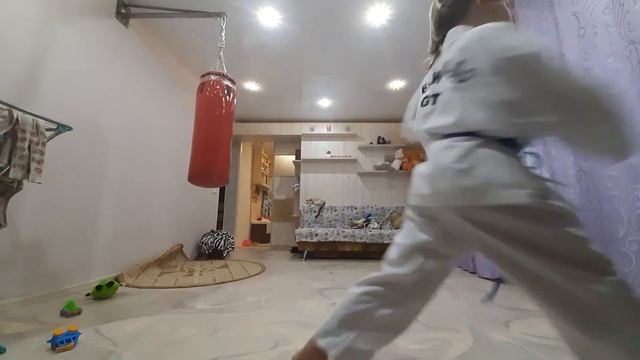 Джун-Гун хьенг/туль, на синий пояс? смотреть онлайн