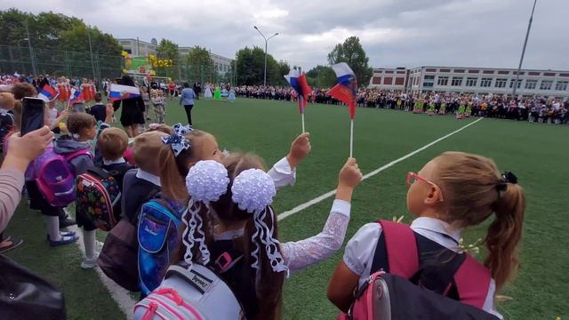 ПЕРВЫЙ РАЗ В ПЕРВЫЙ КЛАСС / 1 СЕНТЯБРЯ #1сентября#школа#линейка#первыйразвпервыйкласс