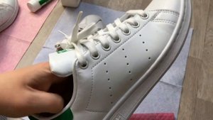 ?КАК ПОЧИСТИТЬ БЕЛУЮ ОБУВЬ ИЗ КОЖИ И КОЖЗАМА?