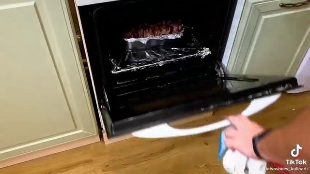 Готовим вкусный шашлык всем приятного апетита