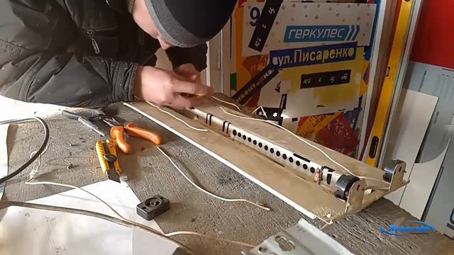 Замена люминисцентных ламп Т8 на светодиодные аналоги в советских плафонах смотреть онлайн