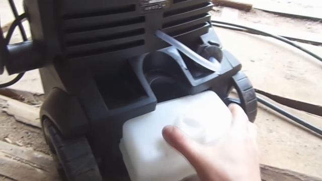 Мойка высокого давления ELITECH M1800РБК смотреть онлайн