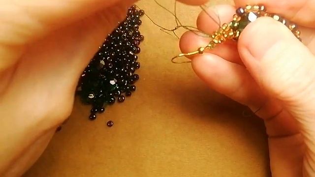 @Kivbeadsmodern #сережкиизбисера #сережки Серьги из бисера