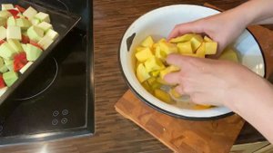 Тыква запеченная с овощами