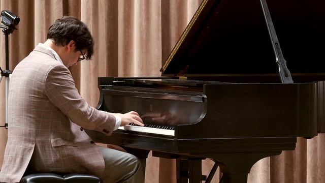 Vadym Kholodenko, Liszt: Petrarca's Sonnet No.123 and Tarantella смотреть онлайн