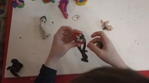 Лепим новое творение Тревора Хендерсона