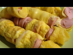 Сосиска с сыром в нежном омлете. Белковый ужин или завтрак в вертикальном гриле.