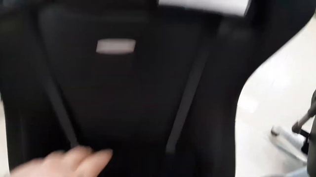 Как крепить подушки у кресла Noblechairs  Series EPIC