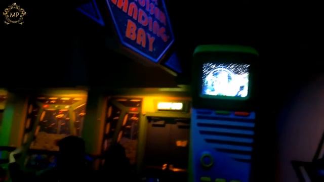 Amazingly Hong Kong Disneyland - The Best Theme Park Rides смотреть онлайн