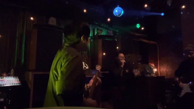 【canadian club LIVE!】guitar×2+handpan+humanbeatbox solo!奏でぃあん倶楽部のソロ回し【SCHECTER AR-06+HOTONE AMPERO】 смотреть онлайн