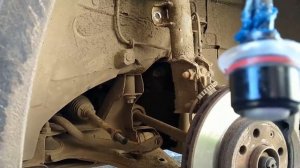 Замена стоек стабилизатора и рулевых наконечников OPEL Corsa D.