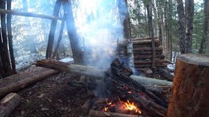 БУШКРАФТ ЗИМОЙ - СТРОЮ УКРЫТИЕ В ЛЕСУ - ЛЕСНОЕ УБЕЖИЩЕ - ЕДА НА КОСТРЕ - ОДИНОЧНЫЙ ПОХОД ЗИМОЙ В ЛЕ