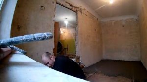 Ремонт Хрущевки своими руками Ч.2. | Стяжка пола | весь ремонт ускорен в 400 раз/рум тур