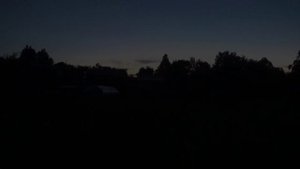 Тормозим отмостку у гаража. Барбос