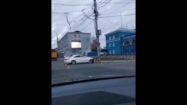 ДТП. Иркутск. ул. Байкальская. 03.10.2020 смотреть онлайн