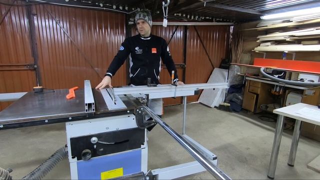 059 PIŁA STOŁOWA BERNARDO TK250 F смотреть онлайн