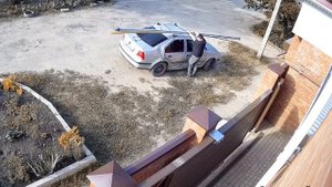 Как быстро и правильно погрузить шестиметровую трубу на багажник Volkswagen Bora.