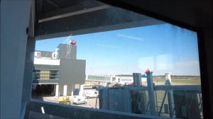 Еду в Черногорию. Аэропорт Никола Тесла, Белград.