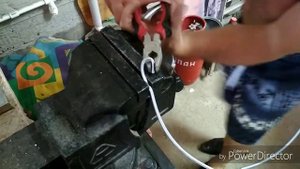 Удобная ручка на ведро !