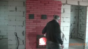 отопительная двухколпаковая печь.первая растопка