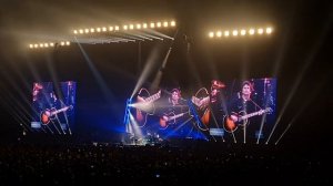 Green Day - Good Riddance (Time of Your Life) live at La Défense Arena, Paris, 2nd July 2022