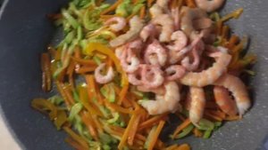 Удон с креветкой. Ужин за 12 минут!