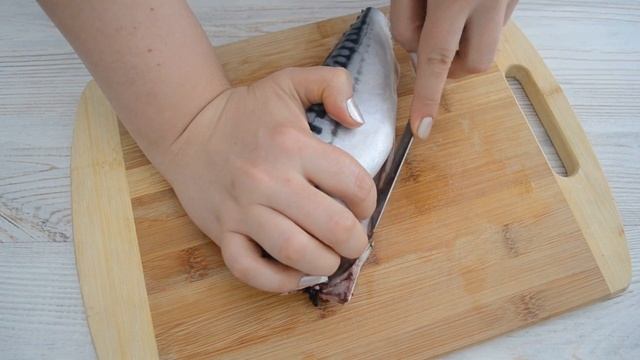 Малосольная скумбрия в домашних условиях.