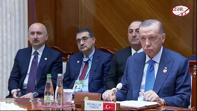Состоялась встреча президентов Азербайджана, Турции и Туркменистана в расширенном составе смотреть онлайн