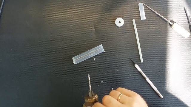 Автоматический сифон для чистки аквариума.