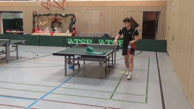 J Scheer Erlangen vs I Mazur TSV Stein 2 Tischtennis Weihnachts    Turnier Wilhelmsdorf 20151220 22