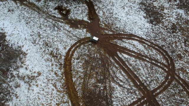 Трофи МАХ 29л.с на болоте смотреть онлайн