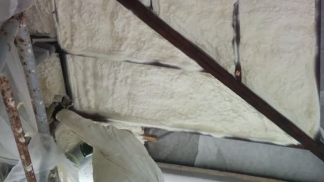 Утепление легким пенополиуретаном кровли балкона частного дома пос. Александровская, С-Пб