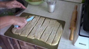 Простое сахарное печенье мягкое и очень вкусное печенье.