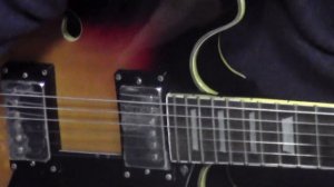 Реплика Gibson ES-335