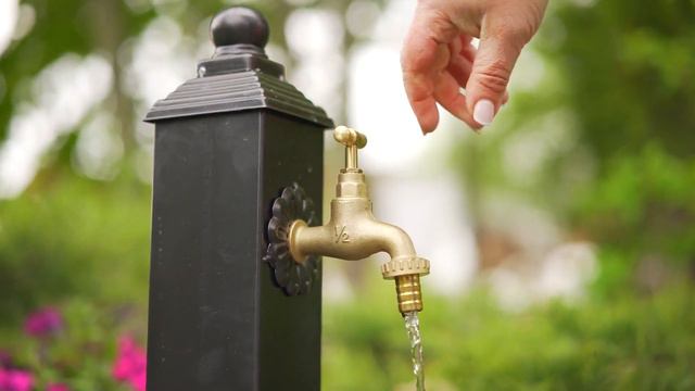 Садовая колонка #умывальник с поддоном из стеклопластика HiTSAD-U09035 модель 2022 года смотреть онлайн