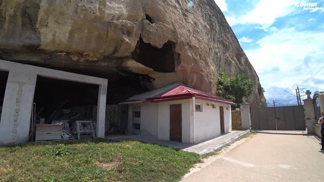 Что скрывают ПЕЩЕРНЫЕ ГОРОДА в Крыму? Инкерман. Свято-Климентовский мужской пещерный монастырь