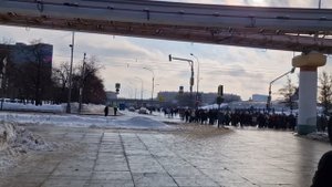 Спел 'СЕДУЮ НОЧЬ' Юры Шатунова на ВДНХ под гармонь!