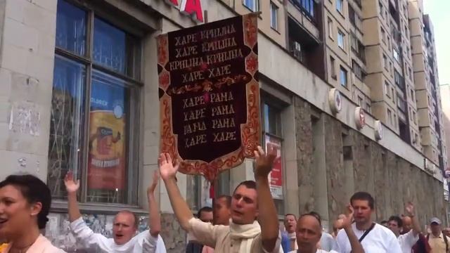 Сектанты какие-то на большевиков,