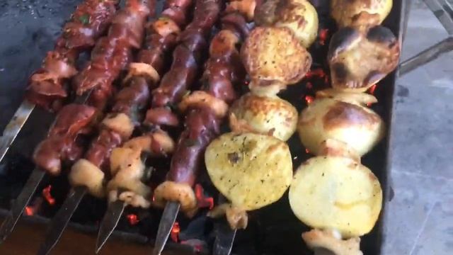 Куриная печень на углях смотреть онлайн