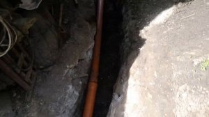 сливная яма(септик) из старых покрышек!!!