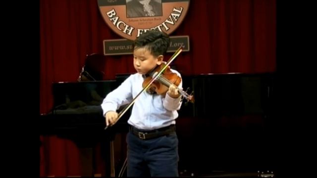 Partita No. 2 in D minor - Sarabanda - JS Bach смотреть онлайн