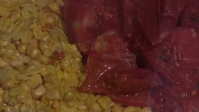 Салат из сырой кукурузы с проростками смотреть онлайн