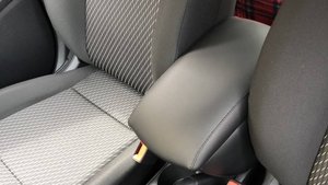 Подлокотник Киа Рио 4 - Kia Rio 4 2020 Kia Rio X-Line 2020 -Киа Рио Х ЛАЙН