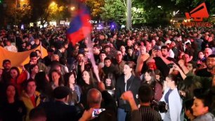Тысячи жителелей Еревана вышли на митинг с требованием отставки Никола Пашиняна