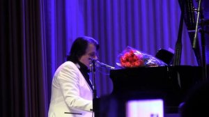 В.Ольховский "Сияла ночь, луной был полон сад".  А. Фет. Романс. 11.02.21г.