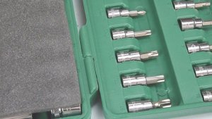 Набор инструментов SATA 09004