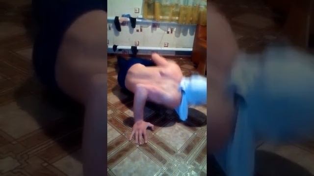 47 раз на одной руке Отжимания смотреть онлайн