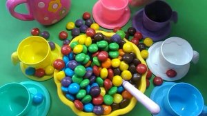 Кукольная посудка  Учим цвета Поиграем вместе